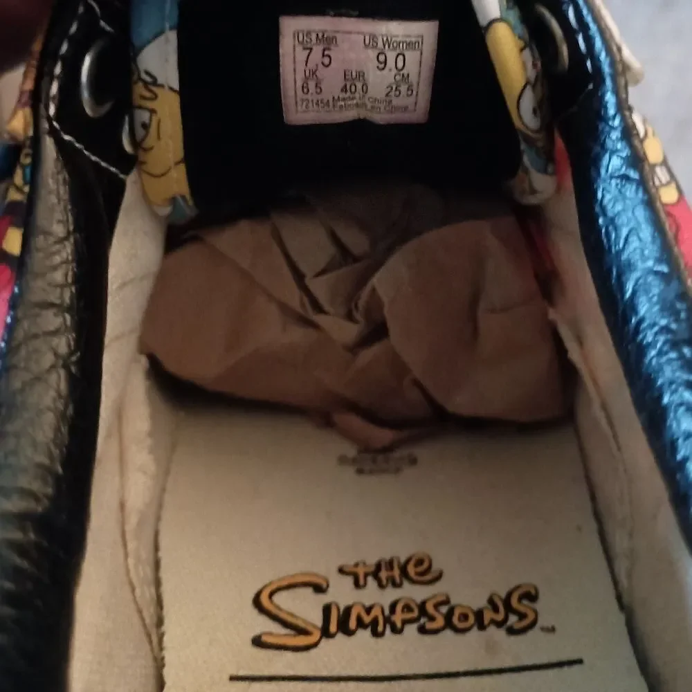 Rare Vans Simpsons Off the Wall Springfield Community Sneakers HTF WMN 9 MN 7.5